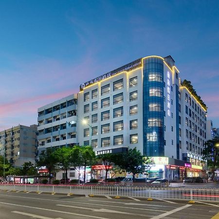 Qianhai Holiday Hotel Шеньчжень Екстер'єр фото