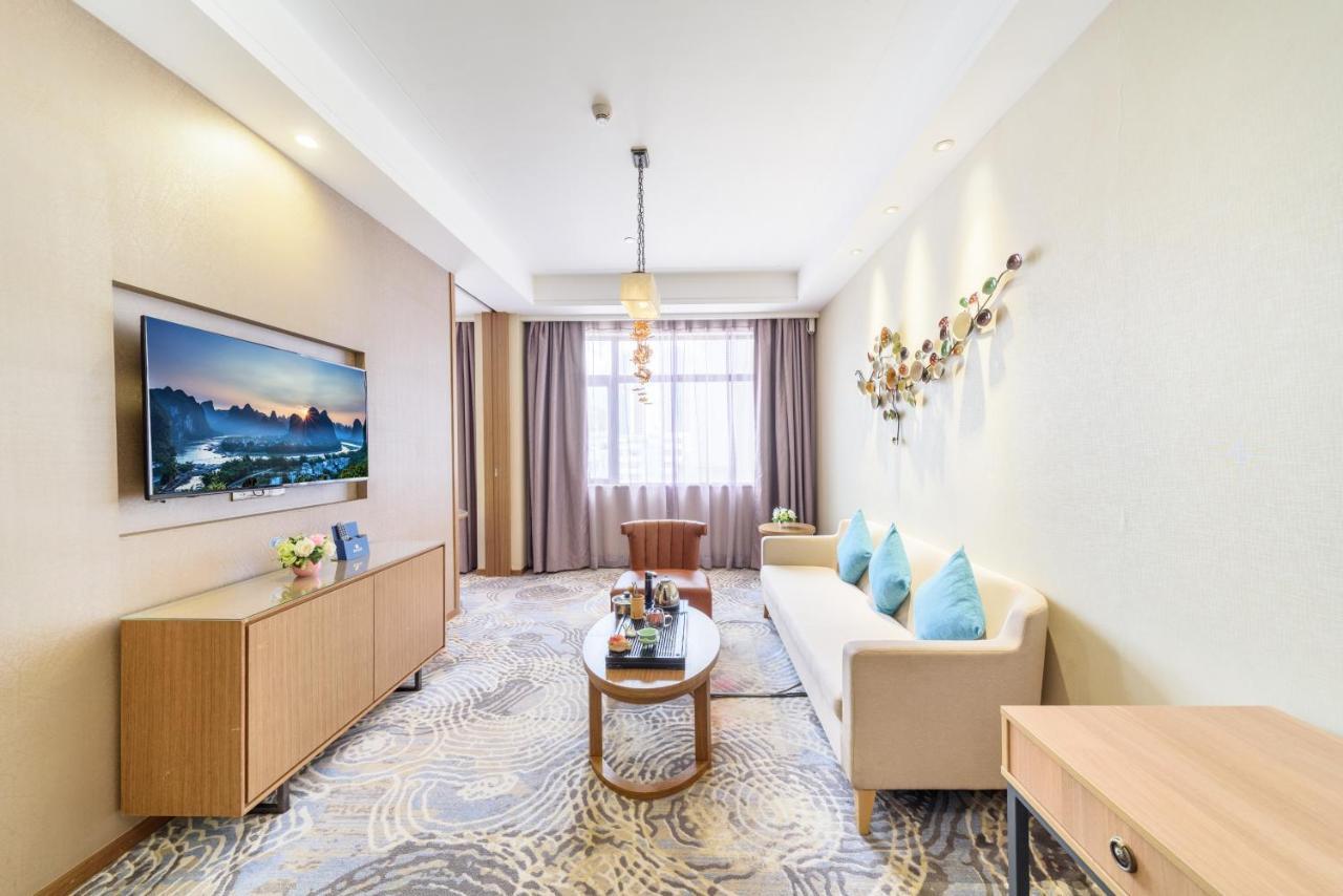 Qianhai Holiday Hotel Шеньчжень Екстер'єр фото