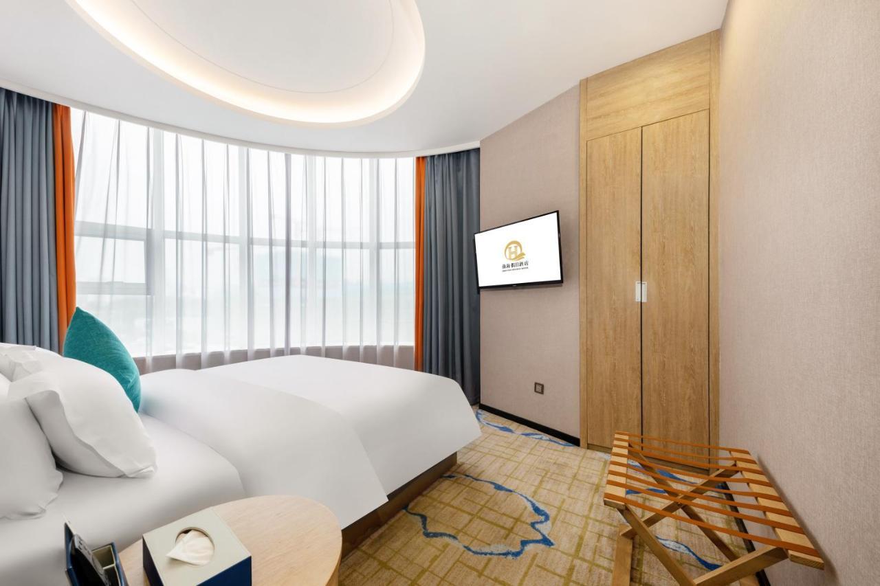 Qianhai Holiday Hotel Шеньчжень Екстер'єр фото
