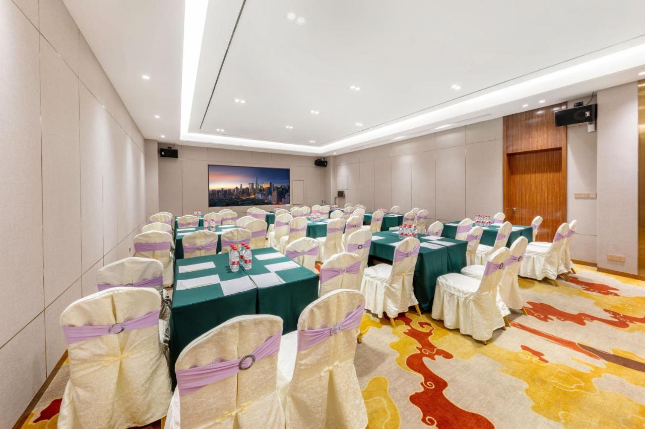 Qianhai Holiday Hotel Шеньчжень Екстер'єр фото