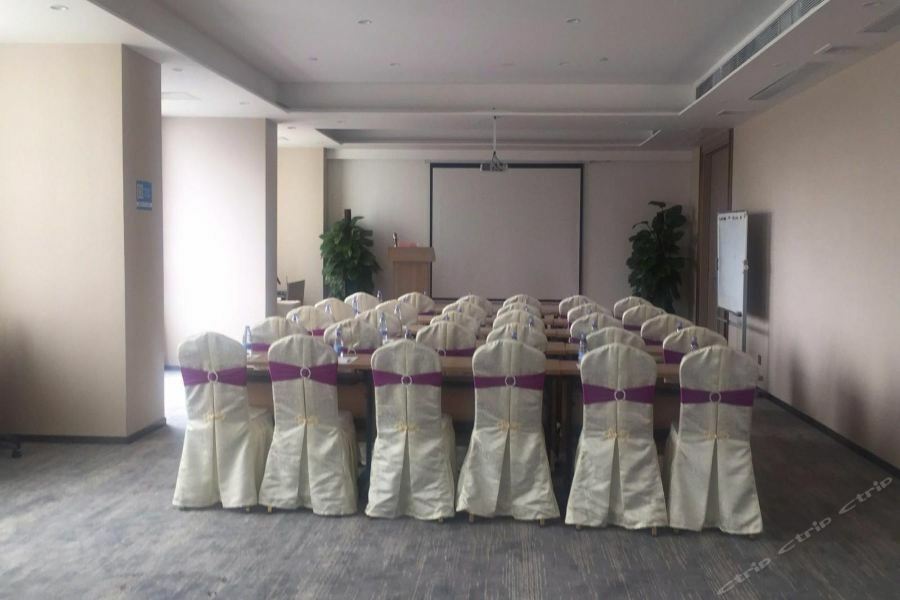 Qianhai Holiday Hotel Шеньчжень Екстер'єр фото